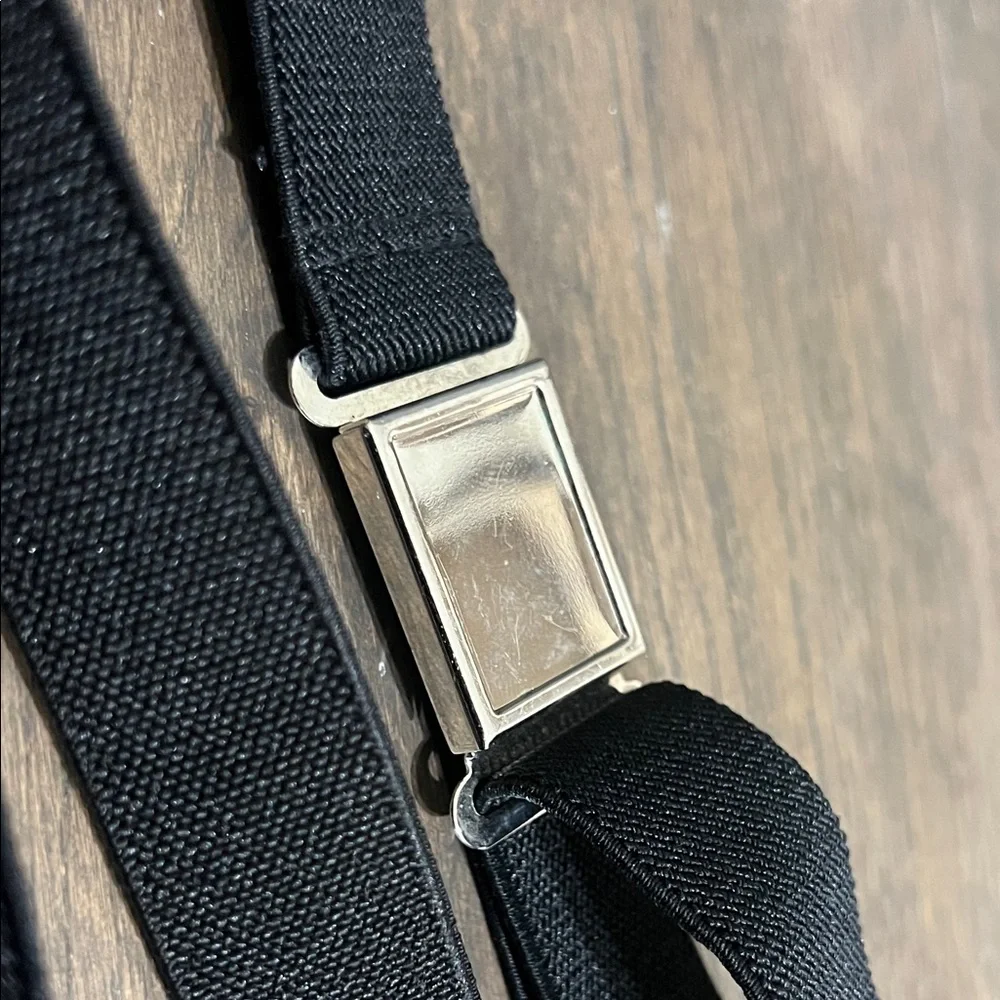 Lot of 5 Black Belts, magnetic buckle & adjustable size